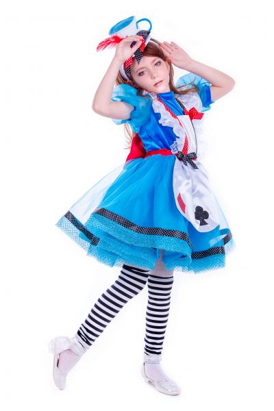 «Алиса в стране чудес» карнавальные костюмы для девочки